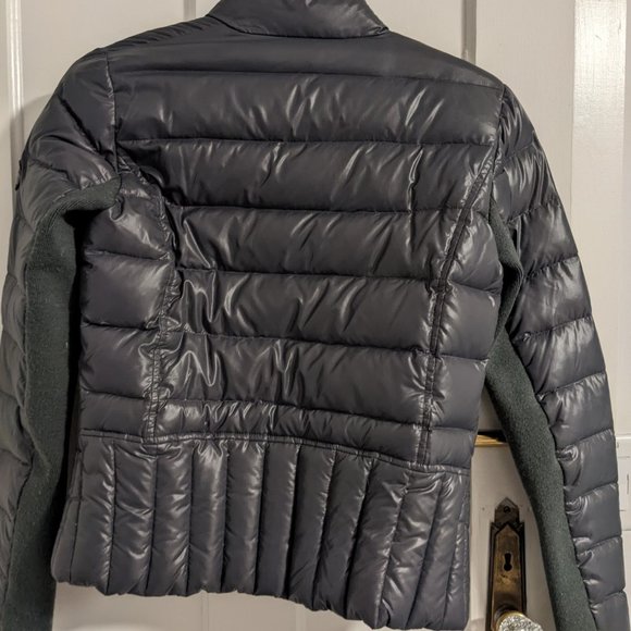 Closed Down Jacket - Picture 2 of 6